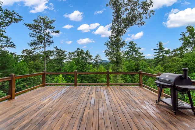 1046 Crossroads Church Road, Ellijay, GA 30540