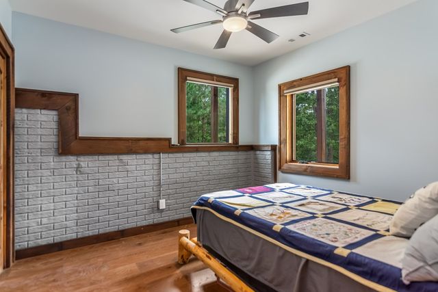 1046 Crossroads Church Road, Ellijay, GA 30540