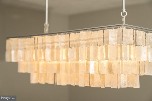 20 AZALEA WAY, Hamilton, NJ 08690