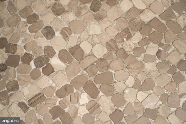 20 AZALEA WAY, Hamilton, NJ 08690