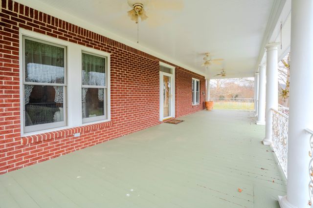 35 Cheatham Rd, Ardmore, TN 38449