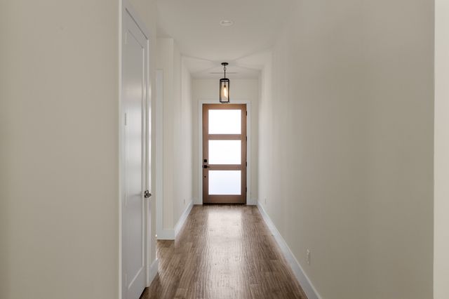 6028 Richmond Avenue, Dallas, TX 75206