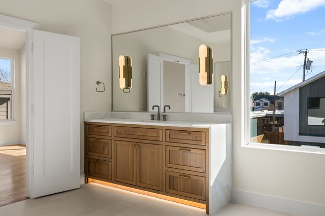 6028 Richmond Avenue, Dallas, TX 75206