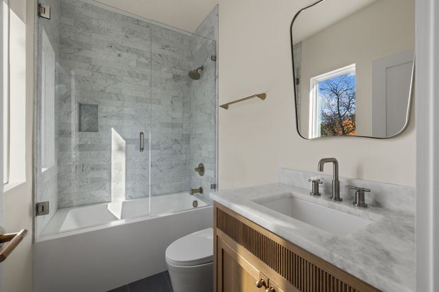 6028 Richmond Avenue, Dallas, TX 75206