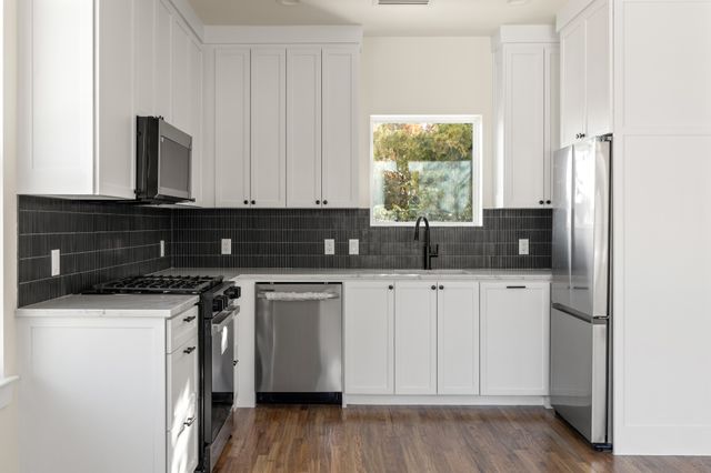 6028 Richmond Avenue, Dallas, TX 75206