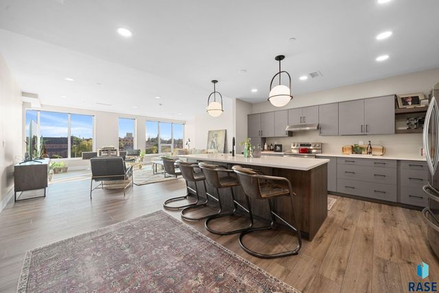 350 S Main Ave Avenue 504, Sioux Falls, SD 57105