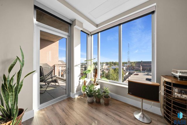 350 S Main Ave Avenue 504, Sioux Falls, SD 57105