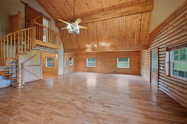 570 Roy Ayres Road, Bells, TX 75414