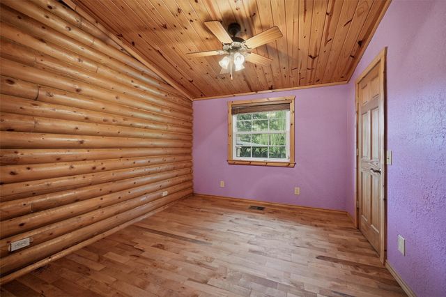 570 Roy Ayres Road, Bells, TX 75414