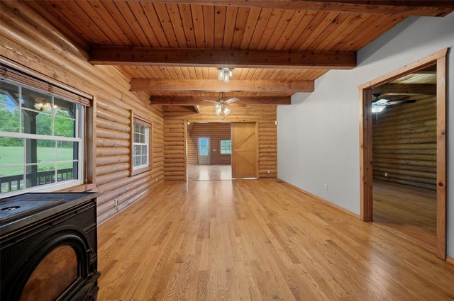 570 Roy Ayres Road, Bells, TX 75414