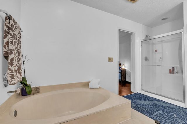 15 E Stony Bridge Circle, The Woodlands, TX 77381