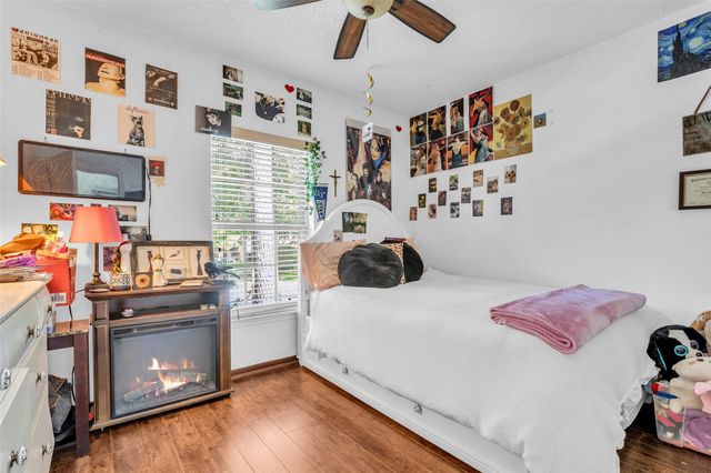 15 E Stony Bridge Circle, The Woodlands, TX 77381
