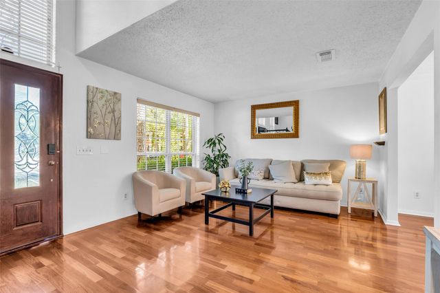 15 E Stony Bridge Circle, The Woodlands, TX 77381