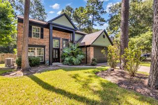 15 E Stony Bridge Circle, The Woodlands, TX 77381