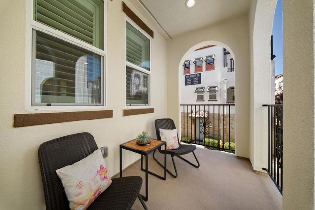 73 Montecito Vista Drive 5, San Jose, CA 95111