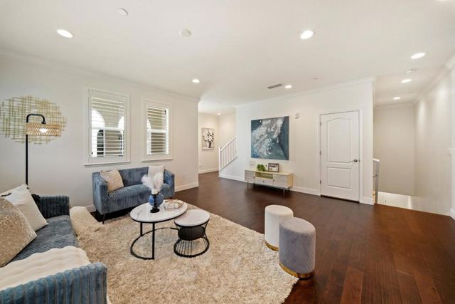 73 Montecito Vista Drive 5, San Jose, CA 95111