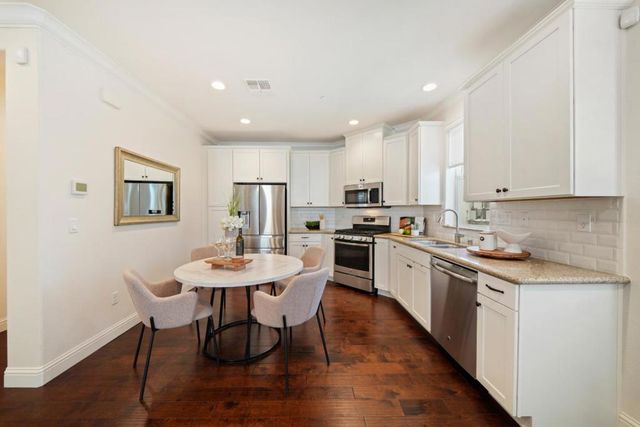73 Montecito Vista Drive 5, San Jose, CA 95111