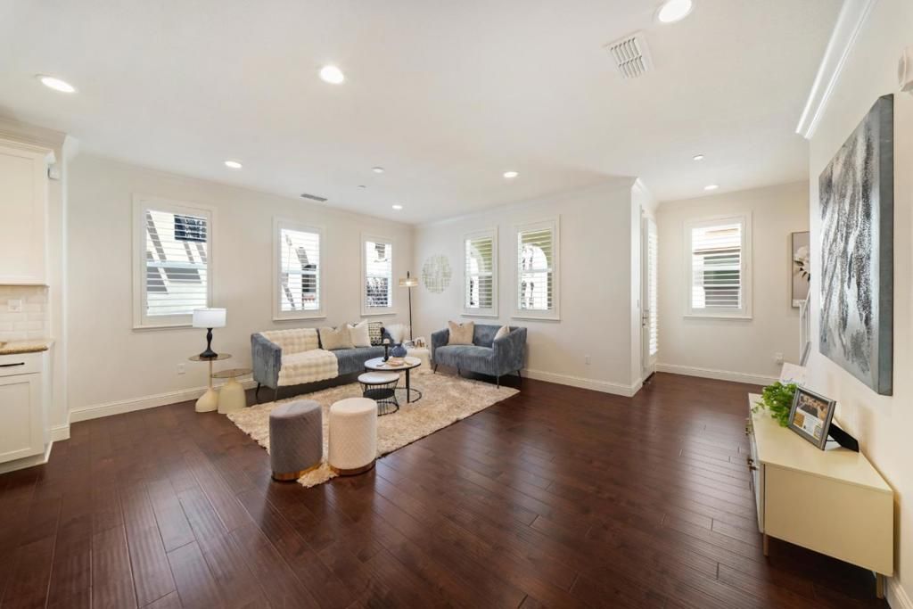 73 Montecito Vista Drive 5, San Jose, CA 95111