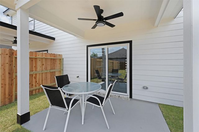 7927 Colonial Lane, Houston, TX 77051