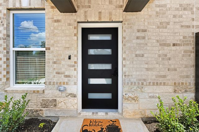 7927 Colonial Lane, Houston, TX 77051
