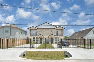 7927 Colonial Lane, Houston, TX 77051