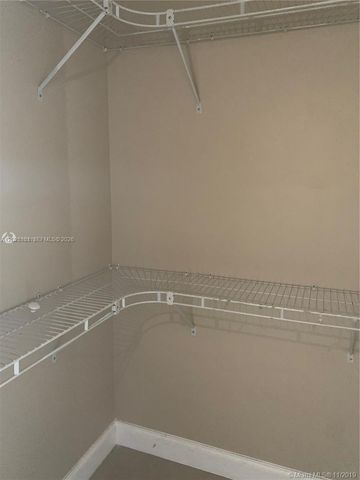 2313 W 60th St C206, Hialeah, FL 33016