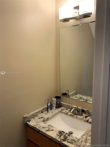 2313 W 60th St C206, Hialeah, FL 33016