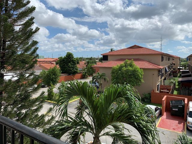 2313 W 60th St C206, Hialeah, FL 33016