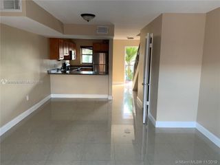 2313 W 60th St C206, Hialeah, FL 33016