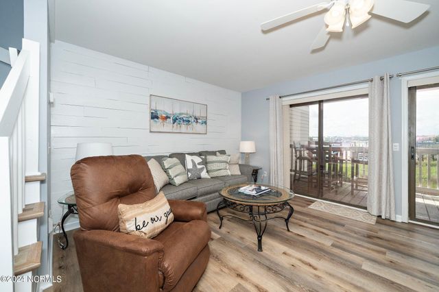 1405 Canal Drive Apt 17, Carolina Beach, NC 28428