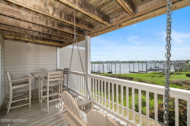 1405 Canal Drive Apt 17, Carolina Beach, NC 28428