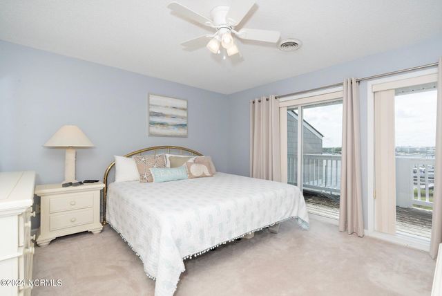 1405 Canal Drive Apt 17, Carolina Beach, NC 28428