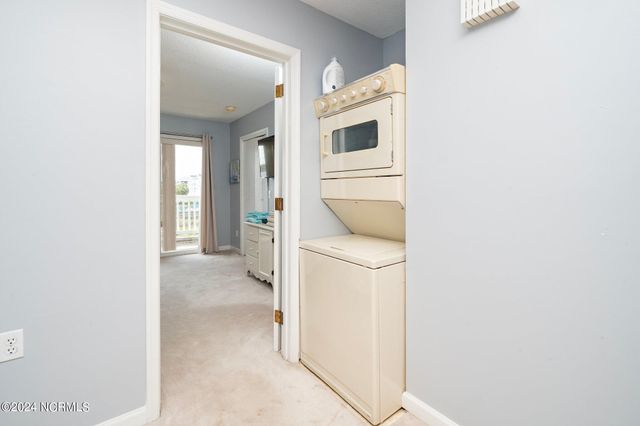 1405 Canal Drive Apt 17, Carolina Beach, NC 28428