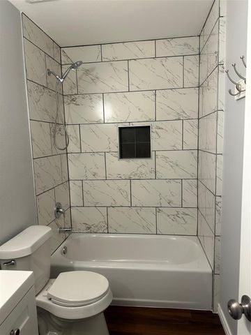 5625 Antoine Drive 1016, Houston, TX 77091