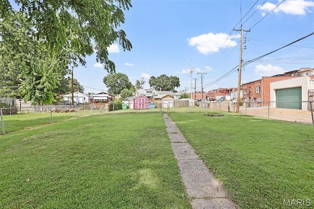 4417 Eichelberger Street, St Louis, MO 63116