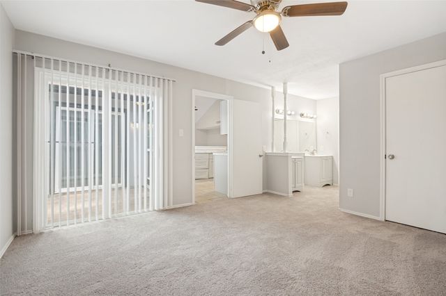 3006 Oak Ridge Place, Grand Prairie, TX 75052