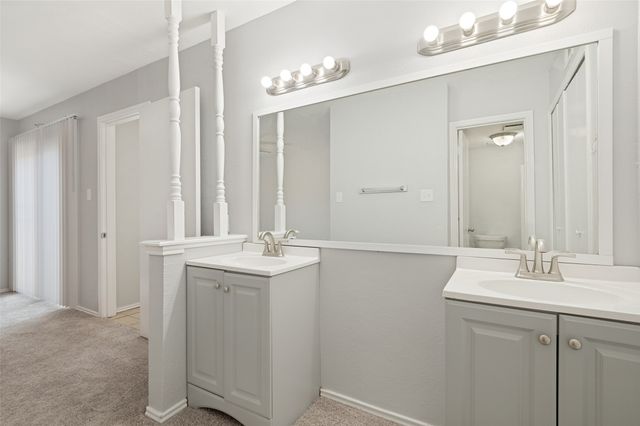 3006 Oak Ridge Place, Grand Prairie, TX 75052