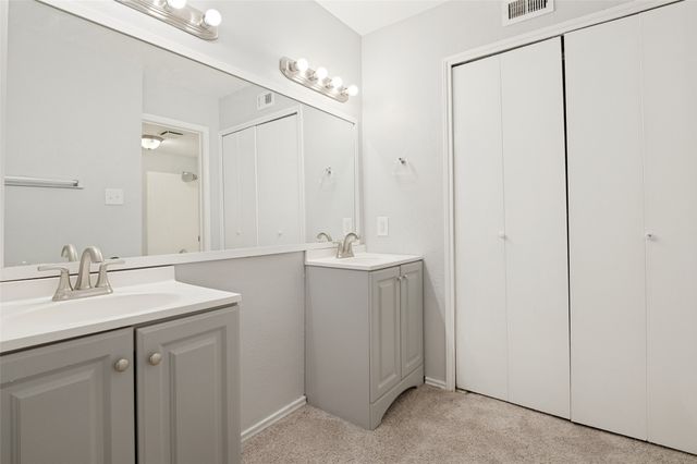 3006 Oak Ridge Place, Grand Prairie, TX 75052