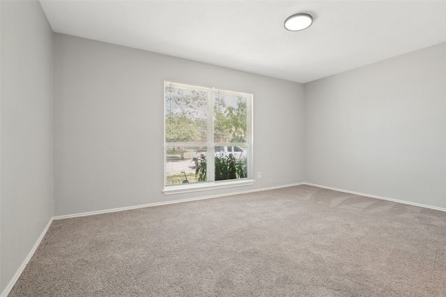 3006 Oak Ridge Place, Grand Prairie, TX 75052
