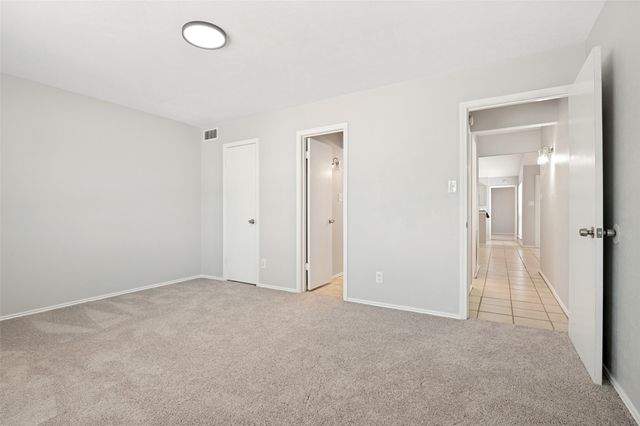 3006 Oak Ridge Place, Grand Prairie, TX 75052