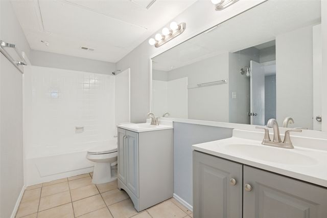 3006 Oak Ridge Place, Grand Prairie, TX 75052