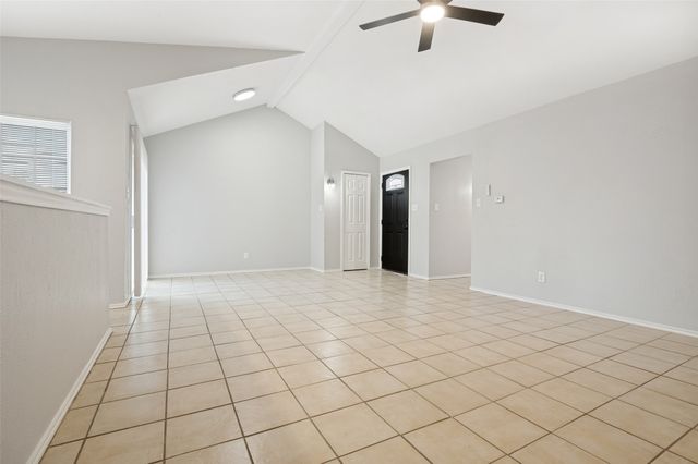 3006 Oak Ridge Place, Grand Prairie, TX 75052