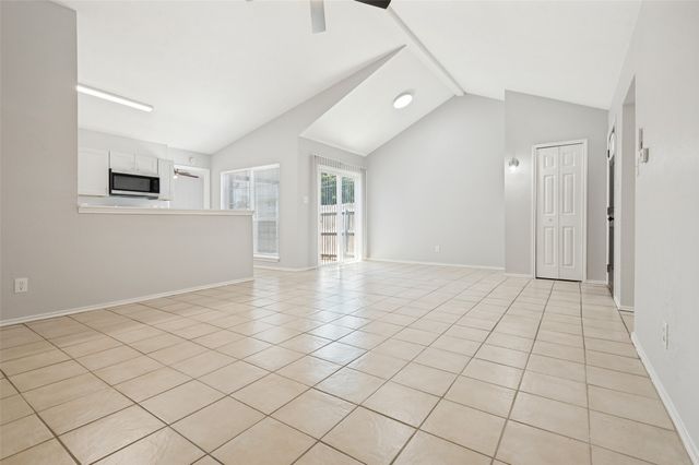 3006 Oak Ridge Place, Grand Prairie, TX 75052