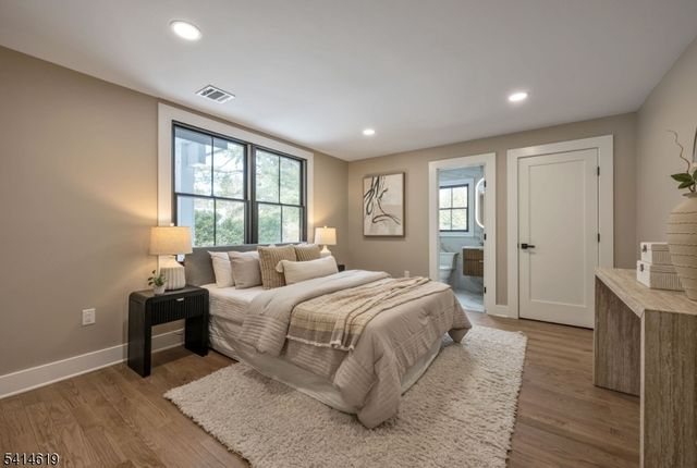 547 Highland Ave, Ridgewood Village, NJ 07450