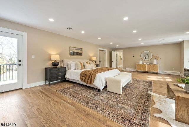 547 Highland Ave, Ridgewood Village, NJ 07450