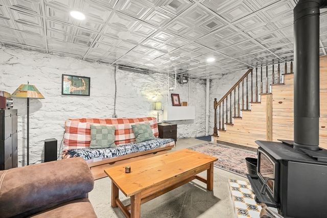 103 Newtonville Avenue, Newton, MA 02458
