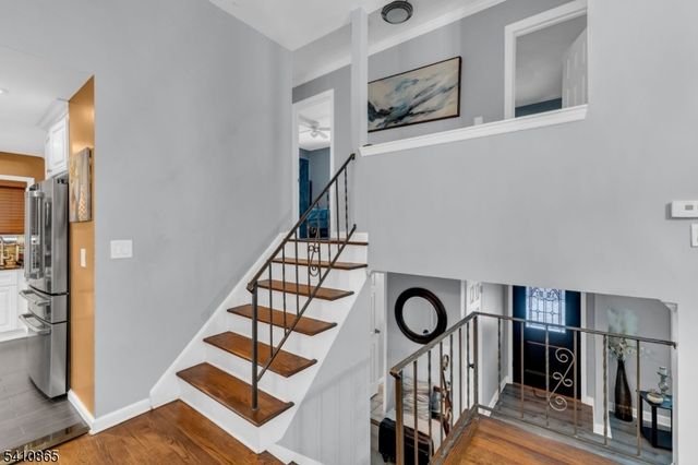 63 Daniel St, Carteret Boro, NJ 07008