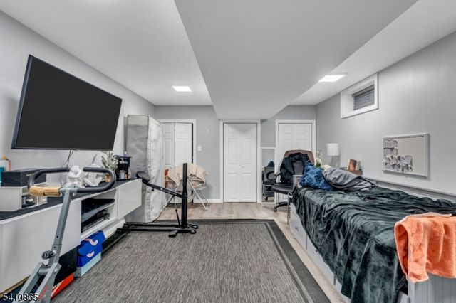 63 Daniel St, Carteret Boro, NJ 07008