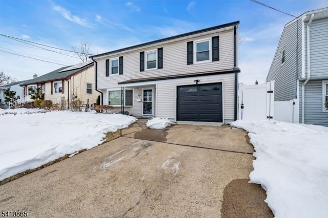 63 Daniel St, Carteret Boro, NJ 07008