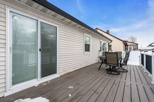 63 Daniel St, Carteret Boro, NJ 07008